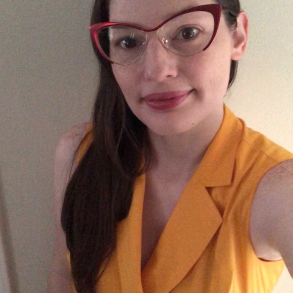 Meet your Posher, Mary - Picture 2 of 6